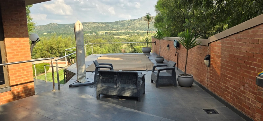 5 Bedroom Property for Sale in Xanadu Eco Park North West